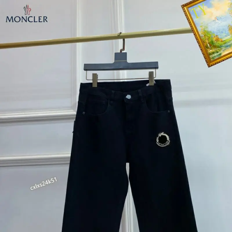 moncler jeans pour homme s_12512a2:Moncler jeans slim jean4